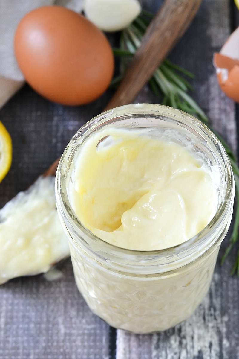 Homemade Paleo Mayonnaise - Mother Thyme