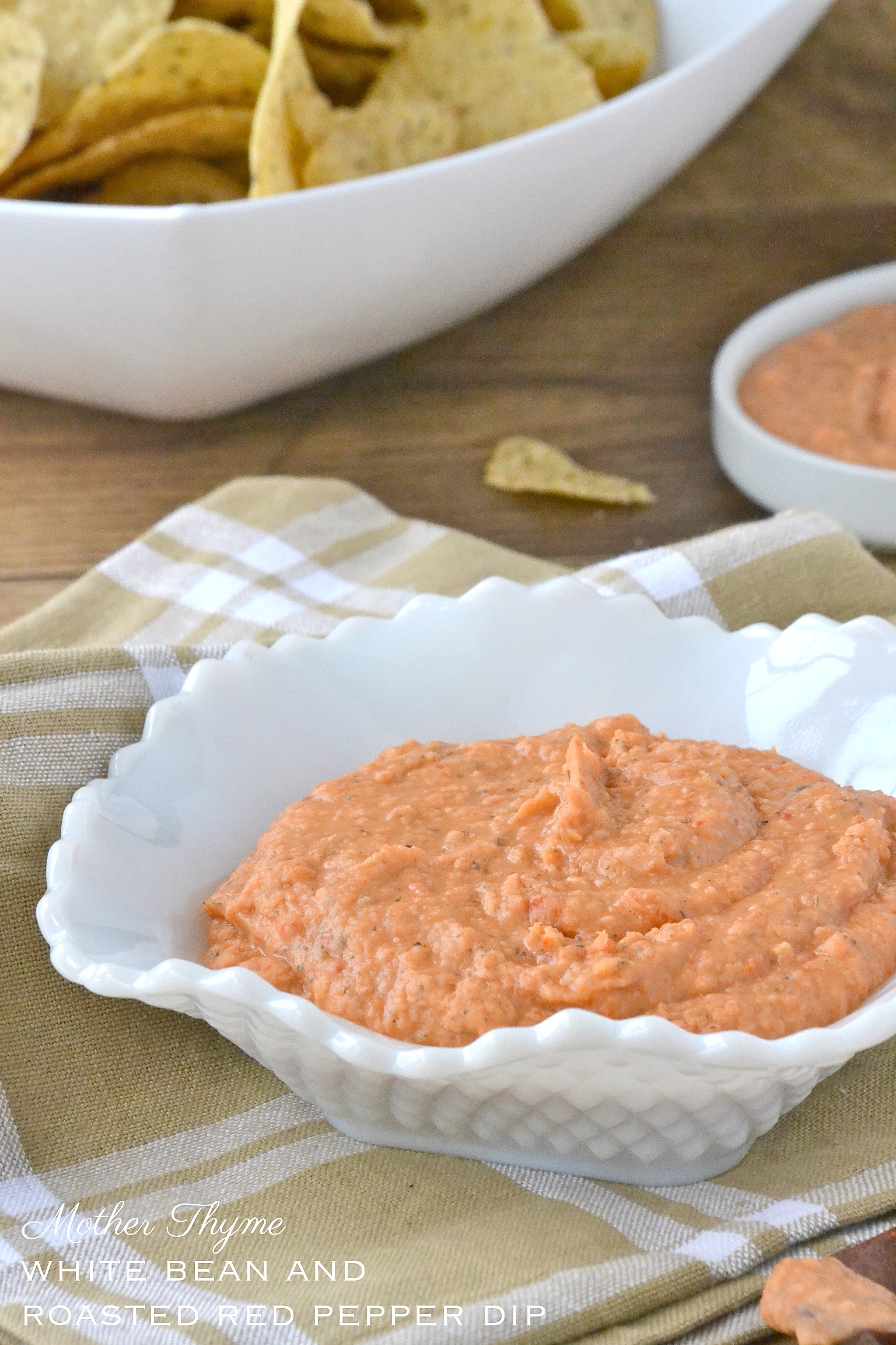 White Bean and Roasted Red Pepper Dip