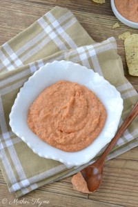 White Bean and Roasted Red Pepper Dip | www.motherthyme.com