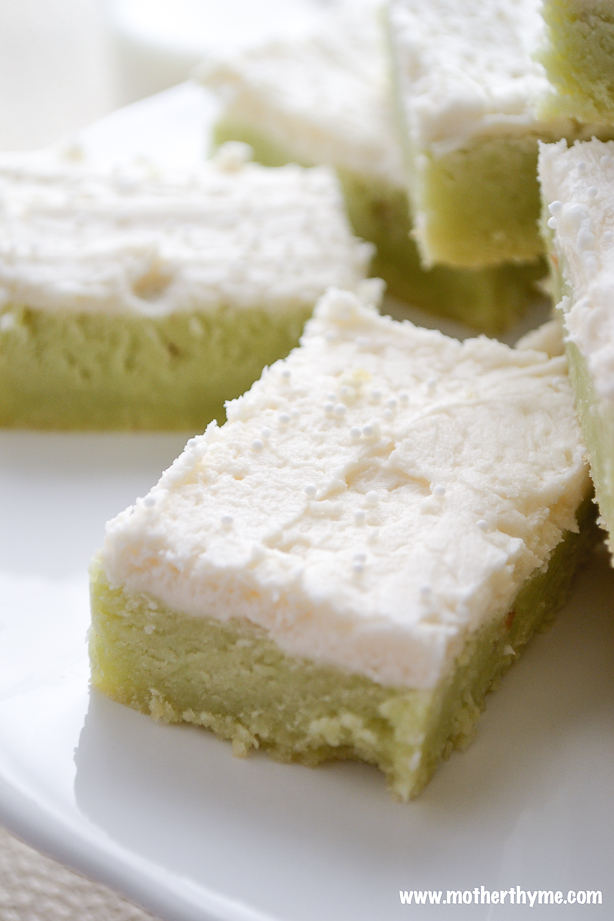 Pistachio Sugar Cookie Bars from www.motherthyme.com