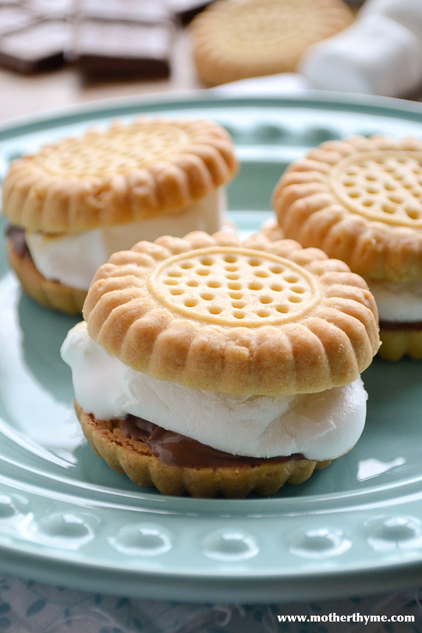 Shortbread S'mores - www.motherthyme.com