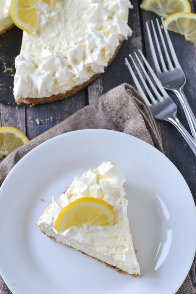 Low Carb Lemon Cheesecake | www.motherthyme.com