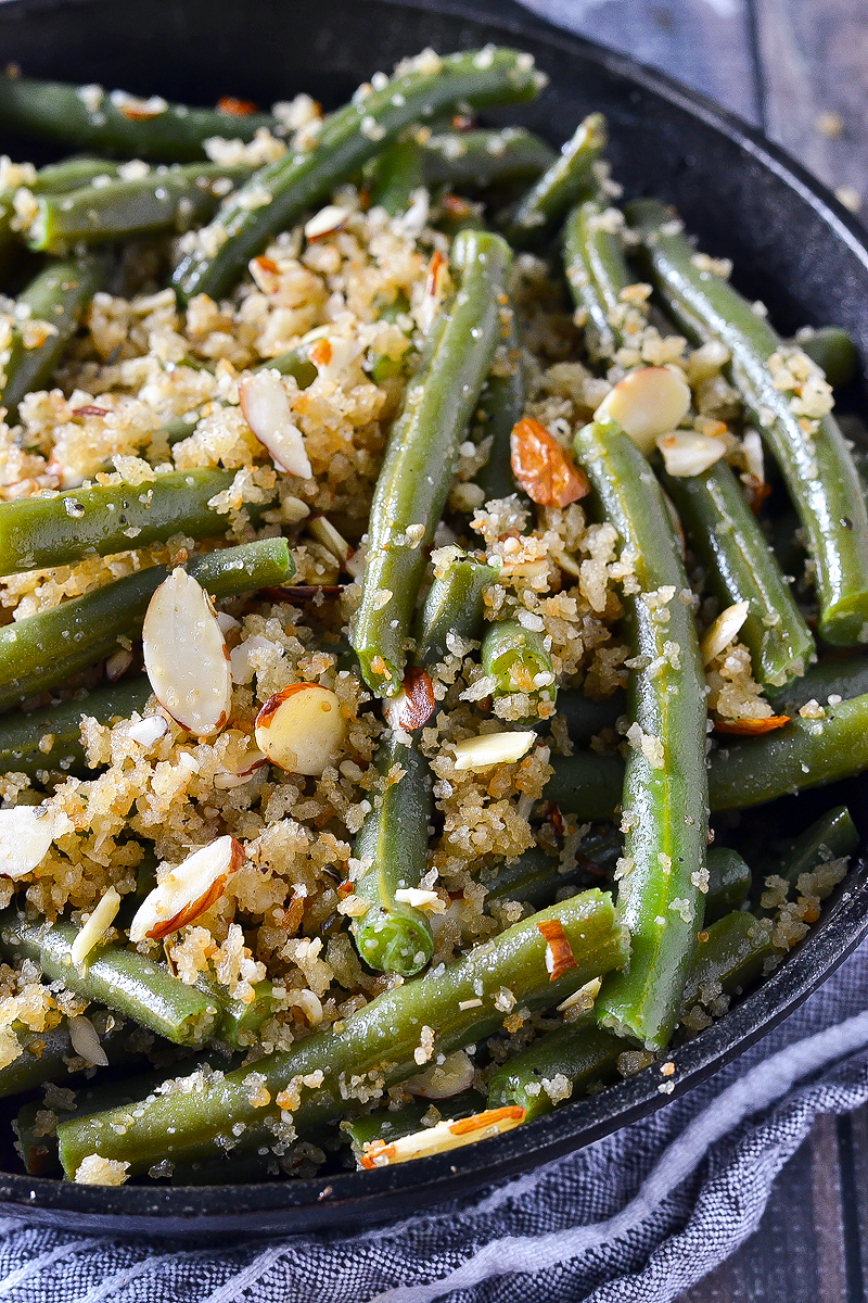 GREEN BEANS WITH TOASTED GARLIC BUTTER BREADCRUMBS AND ALMONDS