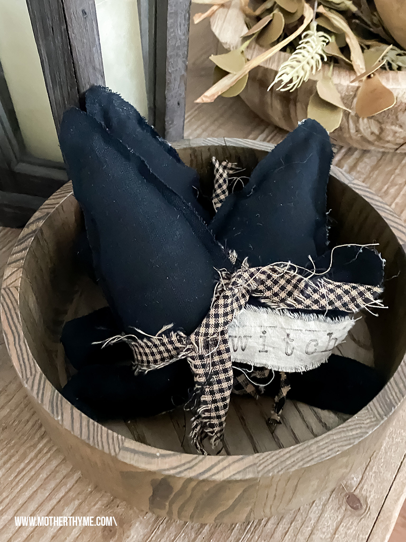 NO-SEW WITCH HAT BOWL FILLER