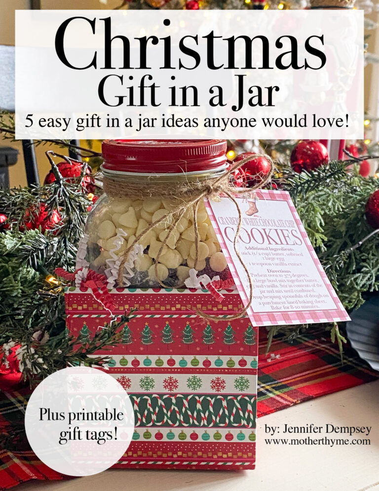 5 Christmas Gift in a Jar Ideas + Free Printable Tags!